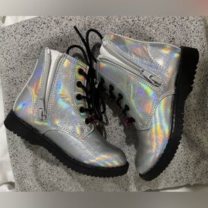 The Children's Place Silver Holographic Kids Boots